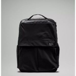 Lululemon everyday backpack 2.0. NWOT.